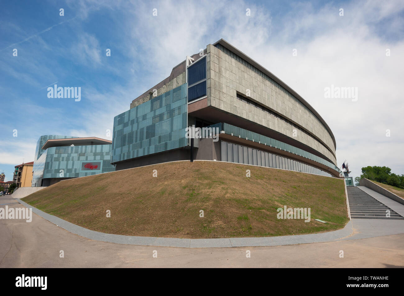 Le Museo dell'Automobile Giovanni Agnelli (MAUTO) Musée de l'automobile de Turin, Italie propriété de CAF / Fiat Automobiles et conçu par Cino Zucchi - extérieur Banque D'Images