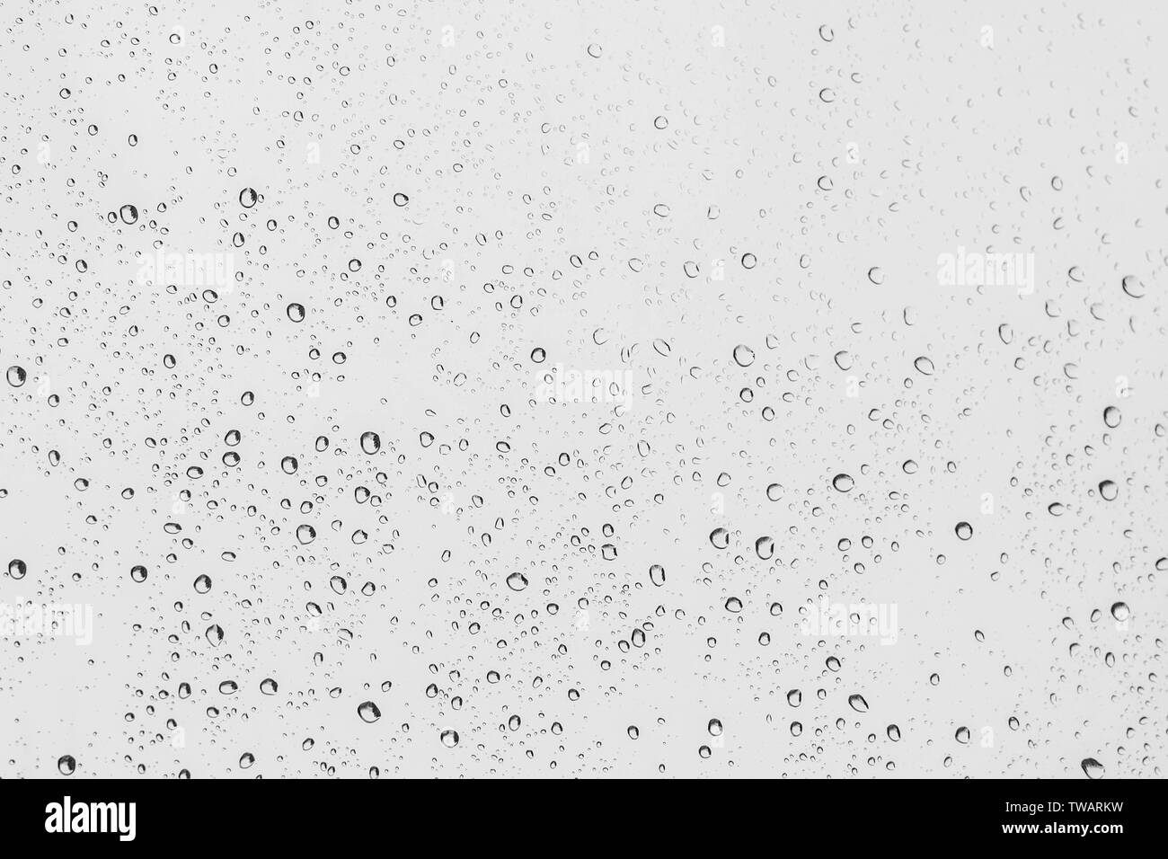 Arrière-plan de gouttes d'eau sur le verre Banque D'Images