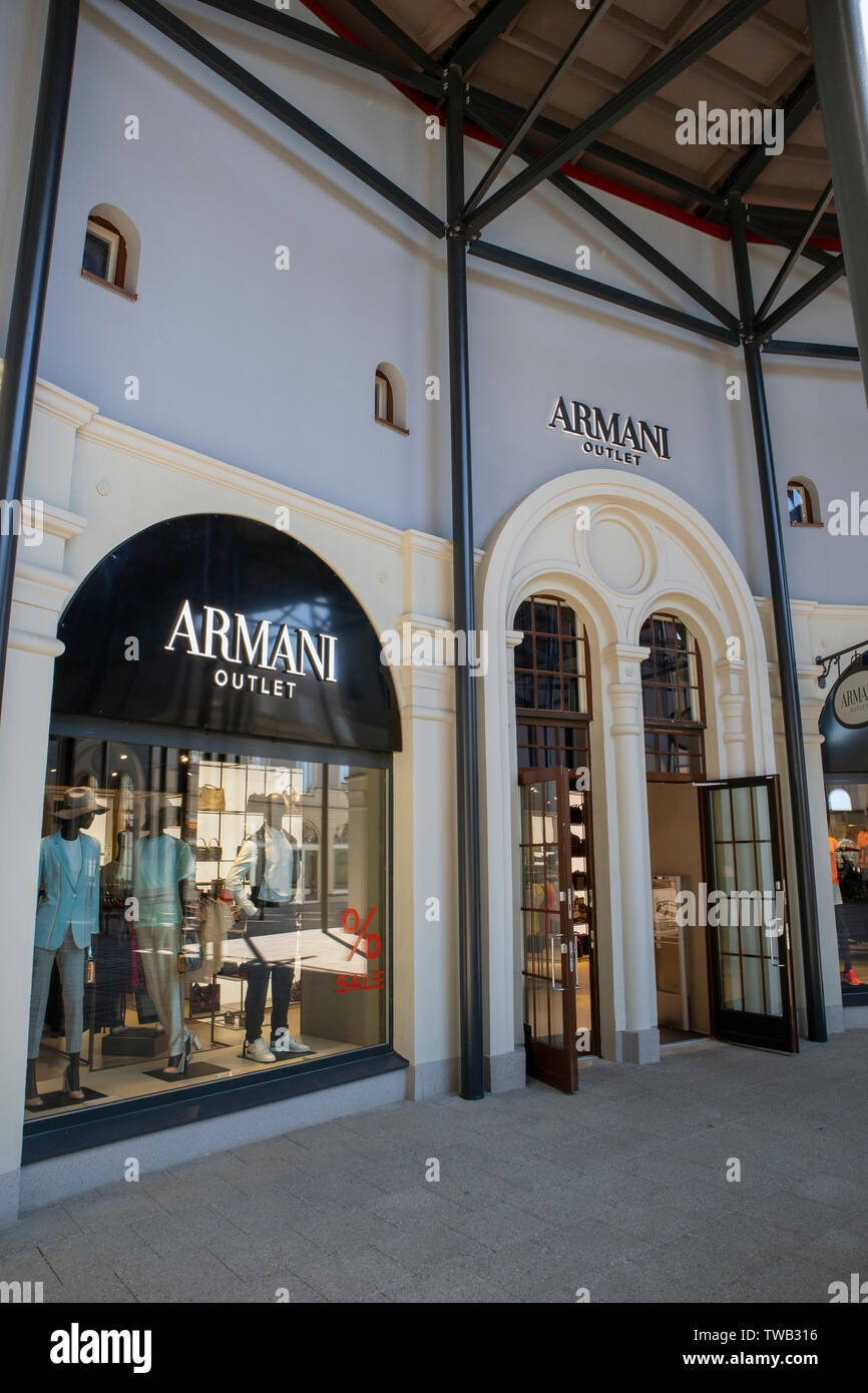 Armani outlet village discount