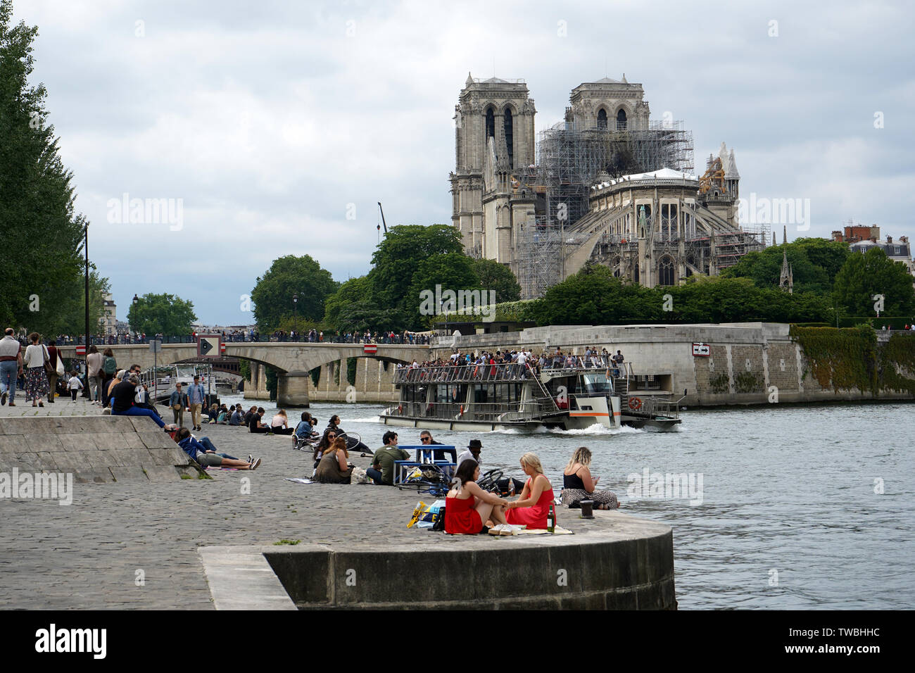 Les ruines de Notre Dame 1 Banque D'Images