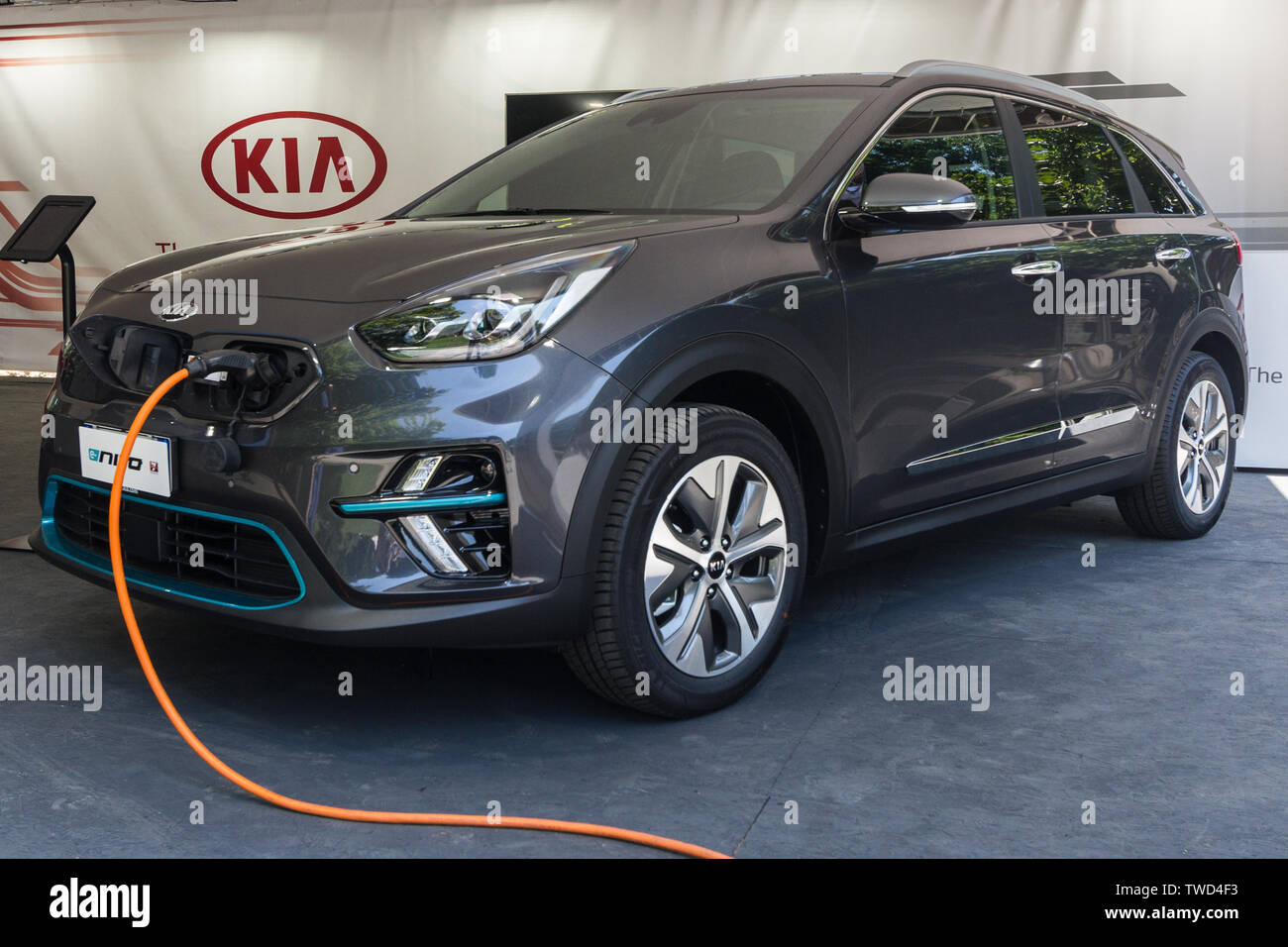 E-KIA Niro. Édition 2019 du parc Valentino Location de voitures show hosts par de nombreuses marques et designers en voiture du Parc Valentino à Turin, Italie. Banque D'Images