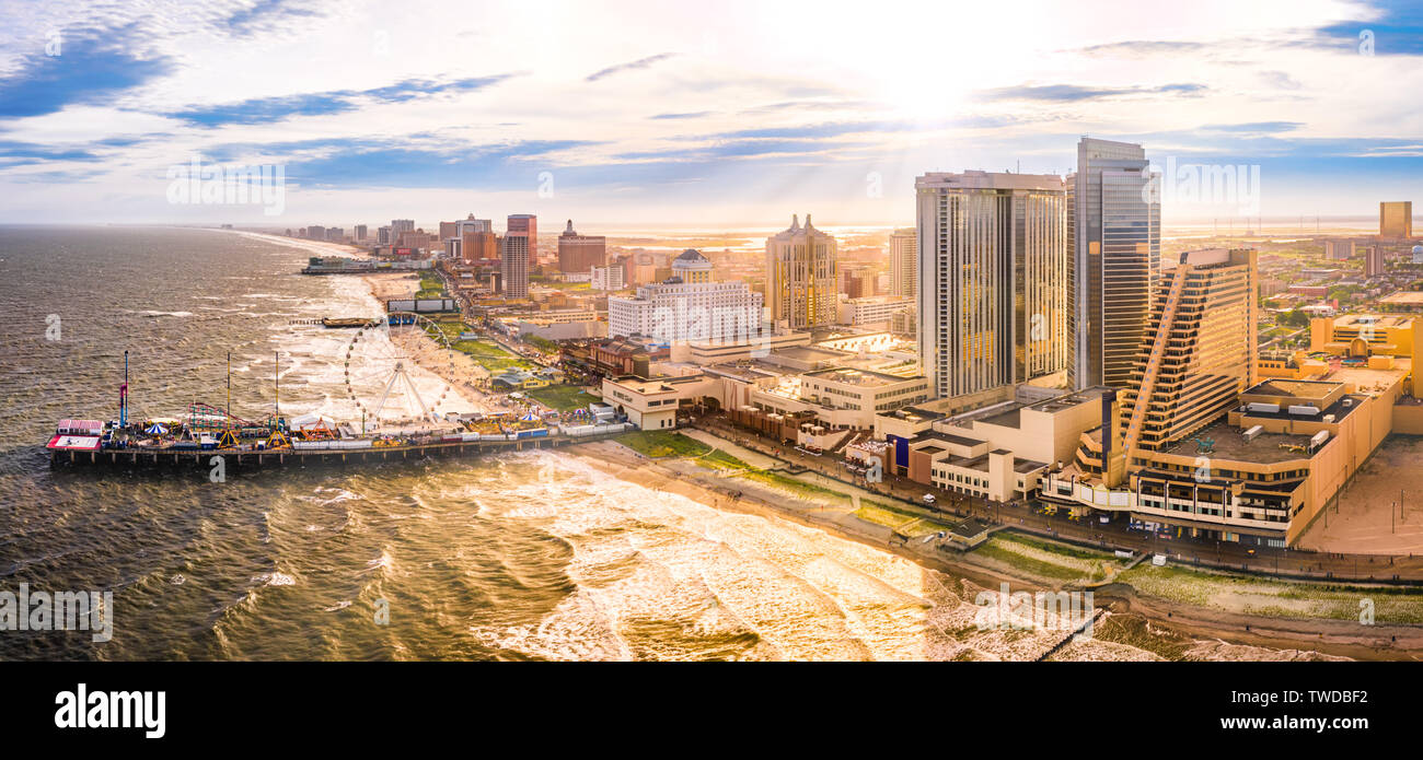 La fin de l'après-midi d'Atlantic City panorama aérien Banque D'Images
