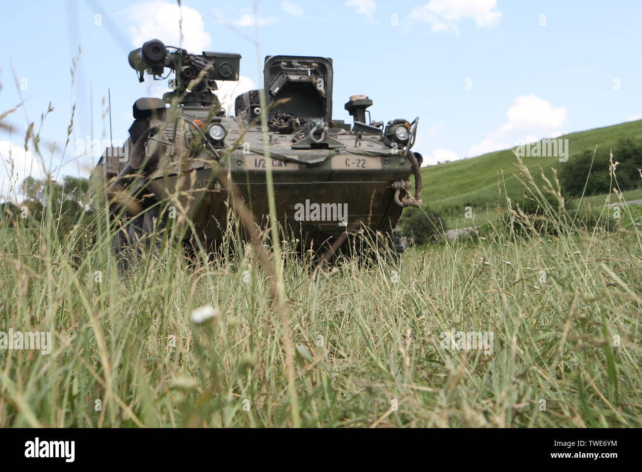 Véhicule porteur d'infanterie ont organisé pour la défense de base sur la zone d'entraînement Cincu, Roumanie, Juin 17th, 2019 dans le cadre du gardien 2019 Sabre. Guardian 19 Sabre est un exercice co-dirigée par le Commandement de la Force Conjointe roumain et l'Europe de l'armée américaine, qui aura lieu du 3-24 juin à divers endroits en Bulgarie, Hongrie et Roumanie. Saber Guardian 19 est conçu pour améliorer l'intégration des forces de combat multinationales. Banque D'Images
