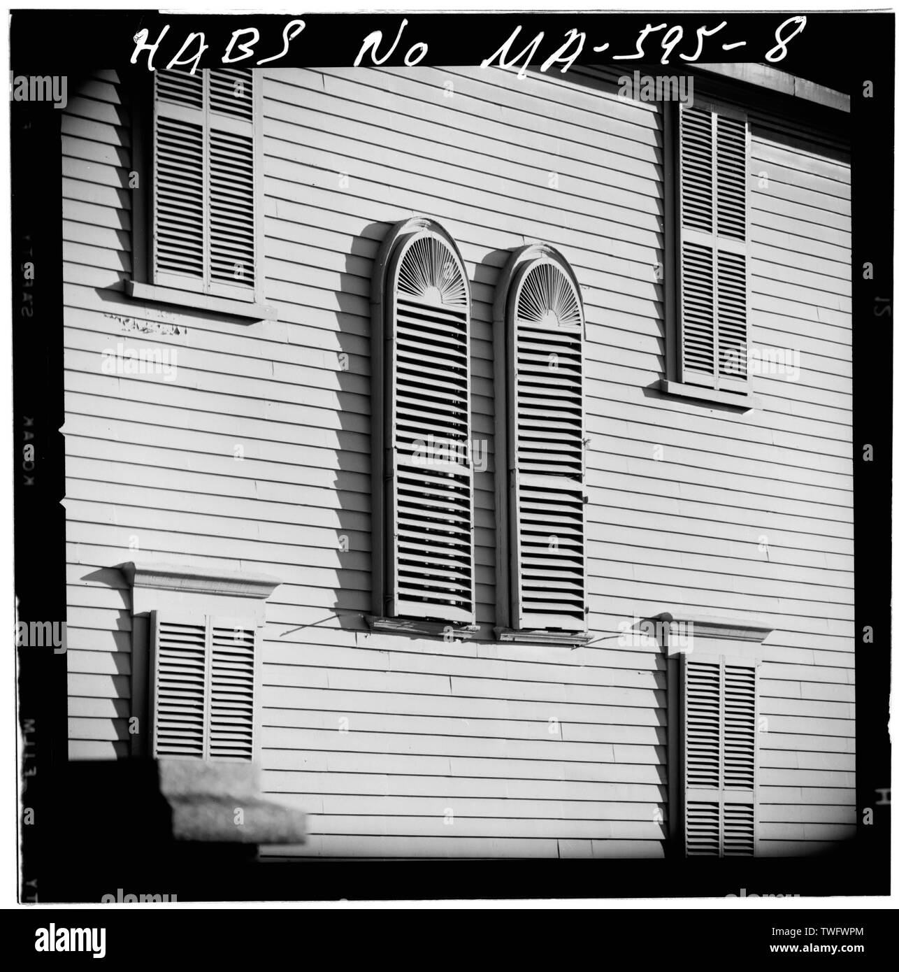 Chaire WINDOWS, CÔTÉ NORD-OUEST - vieux bateau, 88 rue Principale, Fontana, comté de Plymouth, MA Banque D'Images