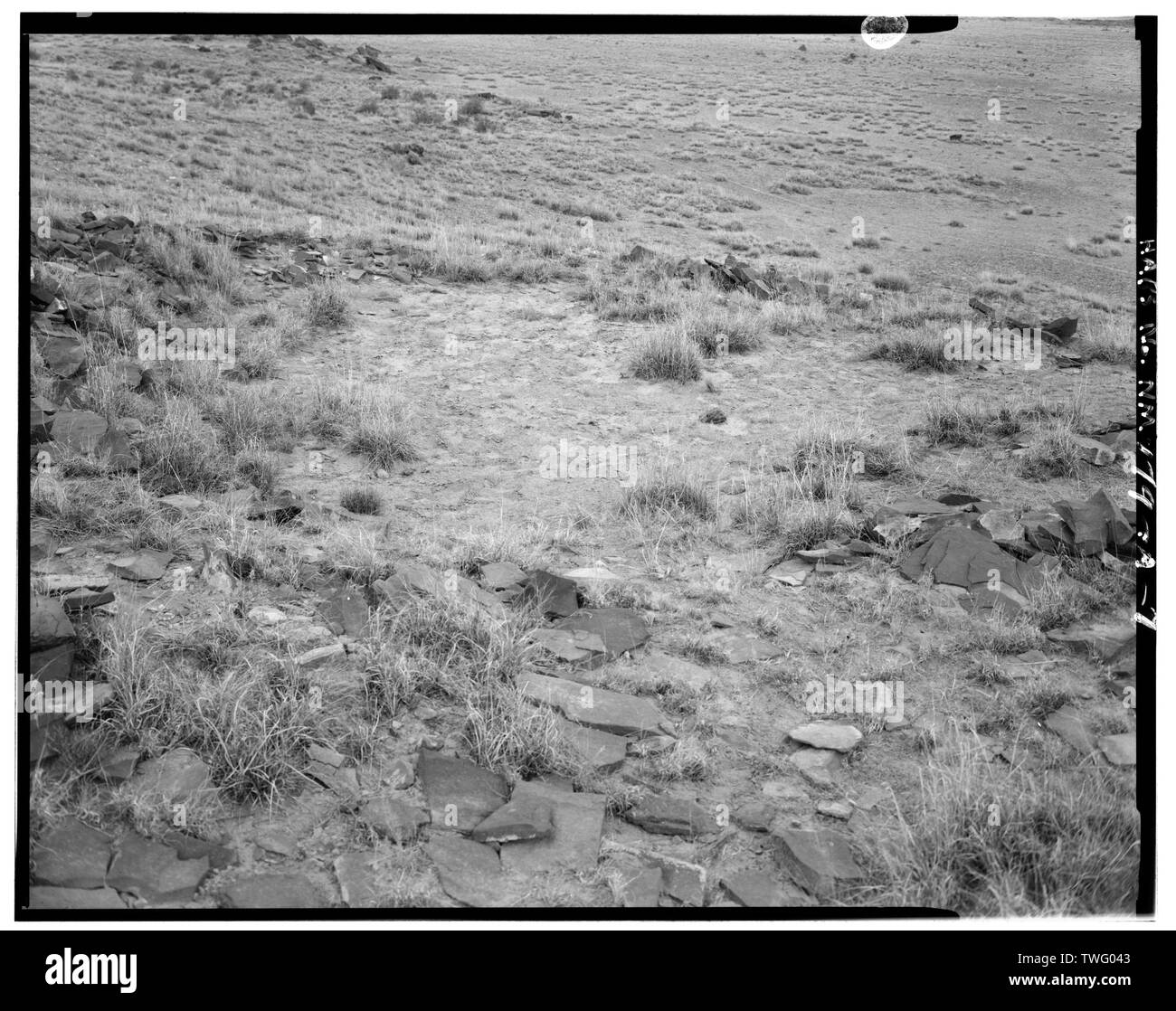 Plaza ou Kiva salon, vue vers le sud-est de l'- Indian Creek, Casa Abajo, Indian Creek, Crownpoint, McKinley Comté, NM Banque D'Images