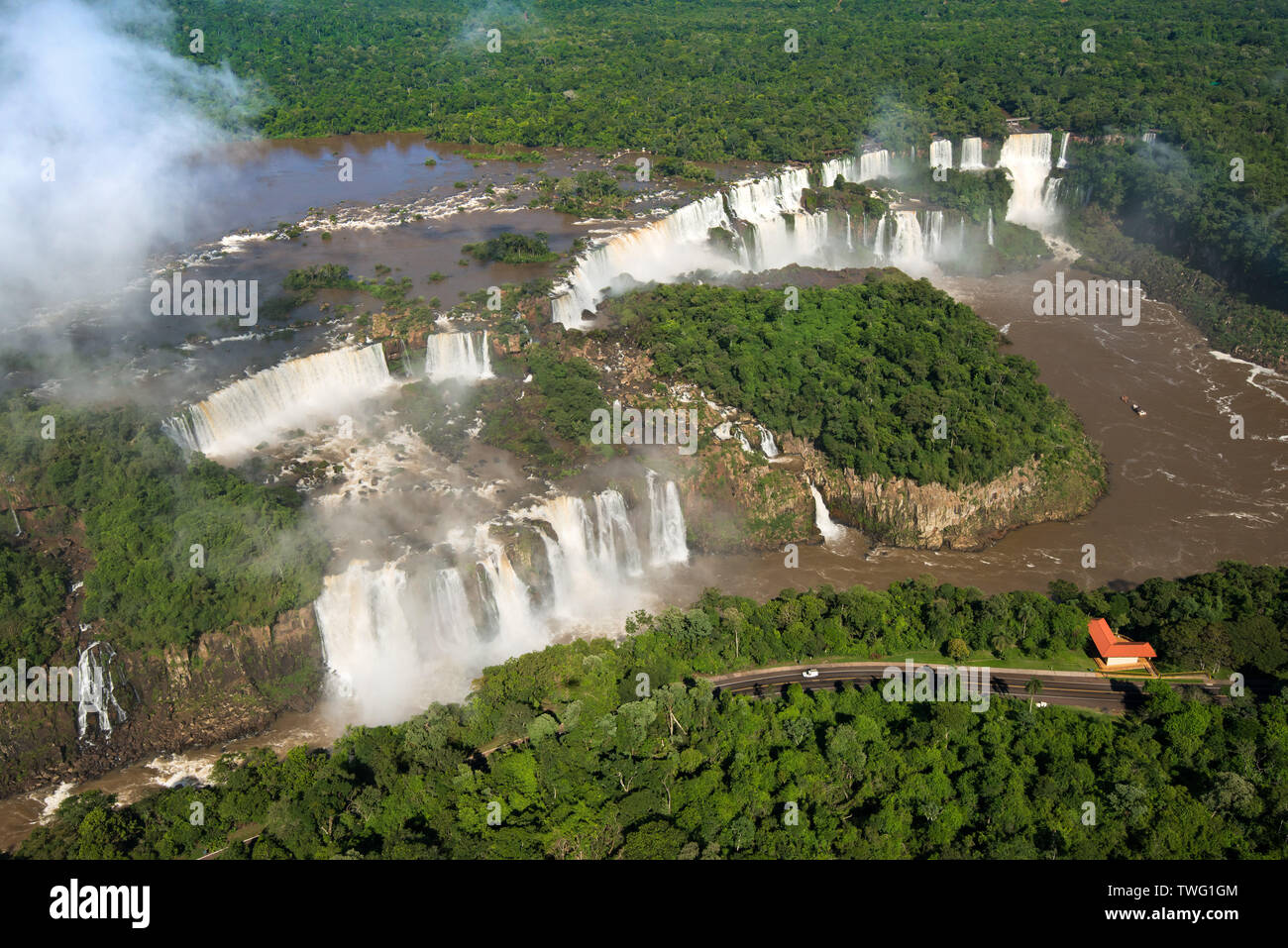Vue aérienne de Iguazu Falls dans la frontière de l'Argentine et le Brésil Banque D'Images