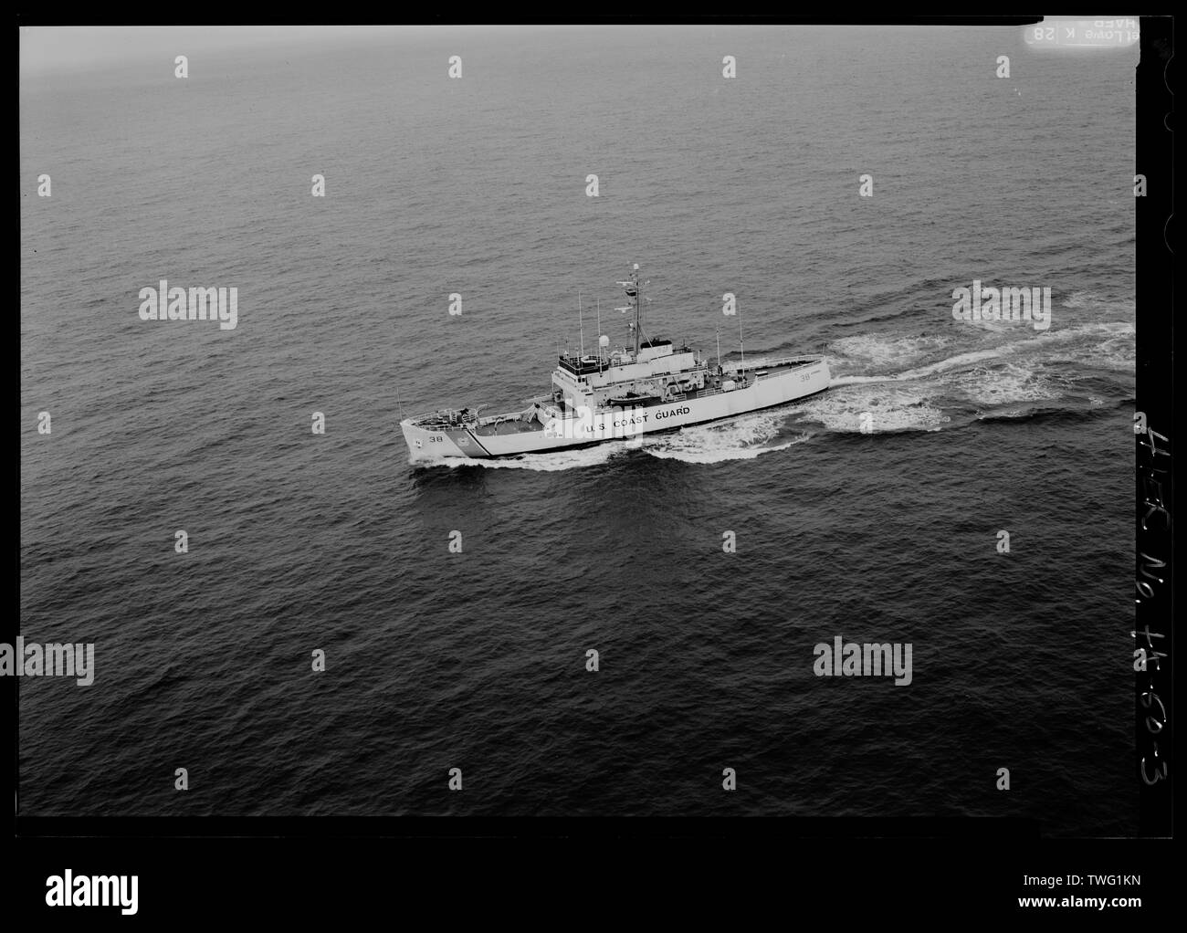 Avant bâbord trimestre à partir d'hélicoptères - garde-côte STORIS, Womens Bay, Kodiak, Kodiak Island Borough, AK Banque D'Images