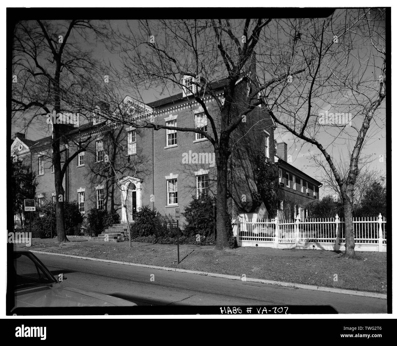 - Potts-Fitzhugh House, 607, rue Oronoco, Alexandrie, ville indépendante, VA ; Potts, John ; Fitzhugh, William ; Lee, Henry Lighthouse, Harry ; Sayers, Royd ; Lee-Jackson ; Fondation archétype, entrepreneur ; Blanc, Thom, délinéateur ; Dionesotes, Debra, délinéateur ; Hamar, Ervin, délinéateur ; Marquis, Tracy, délinéateur Banque D'Images