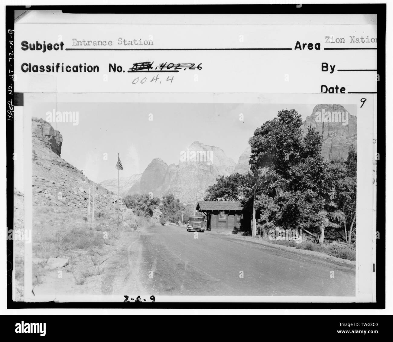 La station de contrôle de trame pré-1934. Sion le numéro de classement 004,4 - Panneau d'entrée du Sud, Zion-Mt. Carmel autoroute à la frontière du parc sud, Springdale, comté de Washington, UT ; Grogan, Brian C, photographe Banque D'Images