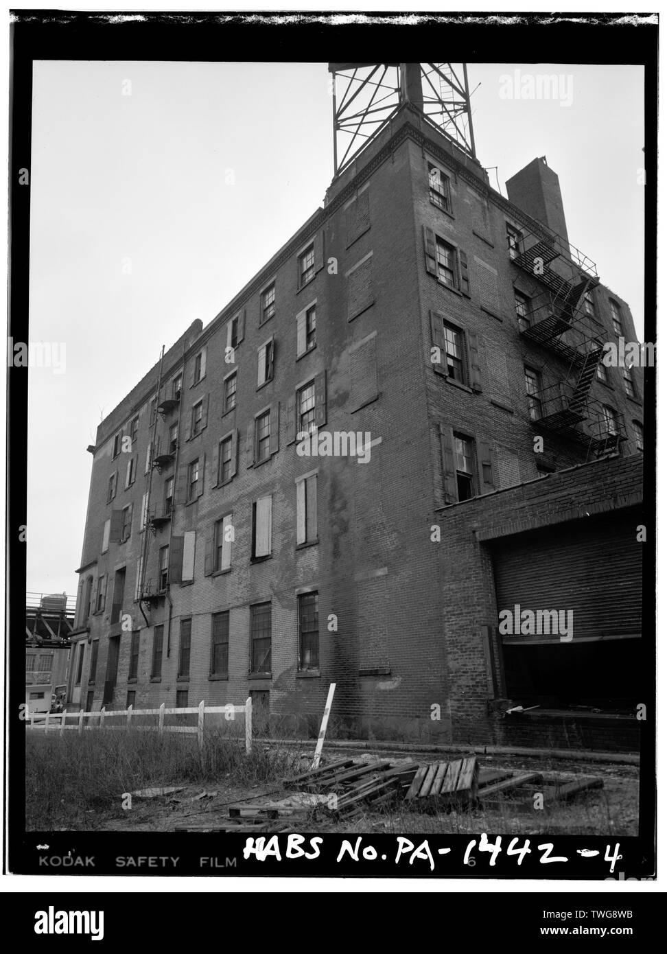 Arrière (ouest) et côtés nord - James S. Mason et le magasin de la compagnie, 138-140 North Front Street, Philadelphie, comté de Philadelphie, PA Banque D'Images