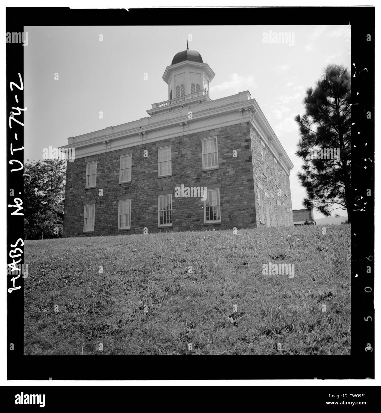 Les élévations latérales et arrière (Points cardinaux NE SAIT PAS) - Salt Lake City Hall, 300 North State Street, Salt Lake City, comté de Salt Lake, UT ; Folsom, William H ; Mormons ; Olson, Kevin T, promoteur de la faculté Banque D'Images