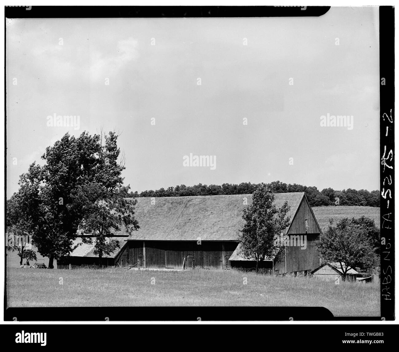 - Élévation arrière Reber Barn (1770), (centre ville), Centreport, Berks County, PA ; Dornbusch, Charles H, photographe Banque D'Images