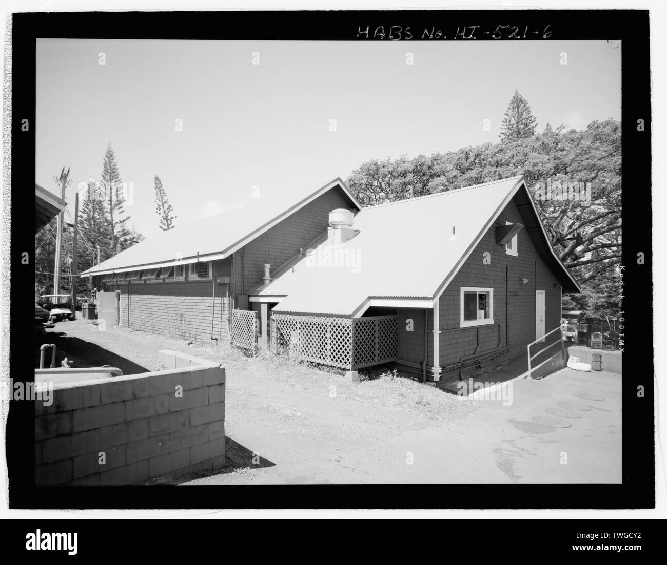 L'ARRIÈRE DU MAGASIN HONOLUA, oblique, À NORD-OUEST. - Magasin Honolua et entrepôt, bureau 502, rue du comté de Maui, Kapalua, HI Banque D'Images