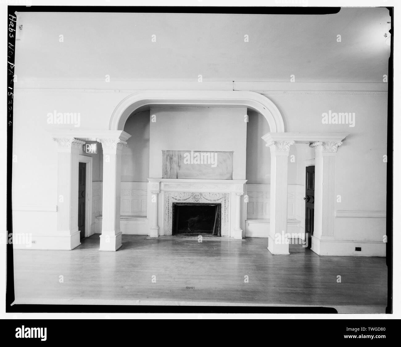 Salon arrière, PREMIER ÉTAGE, À L'OUEST - Club Nouveau siècle, 124 rue du douzième, Philadelphie, comté de Philadelphie, PA Banque D'Images