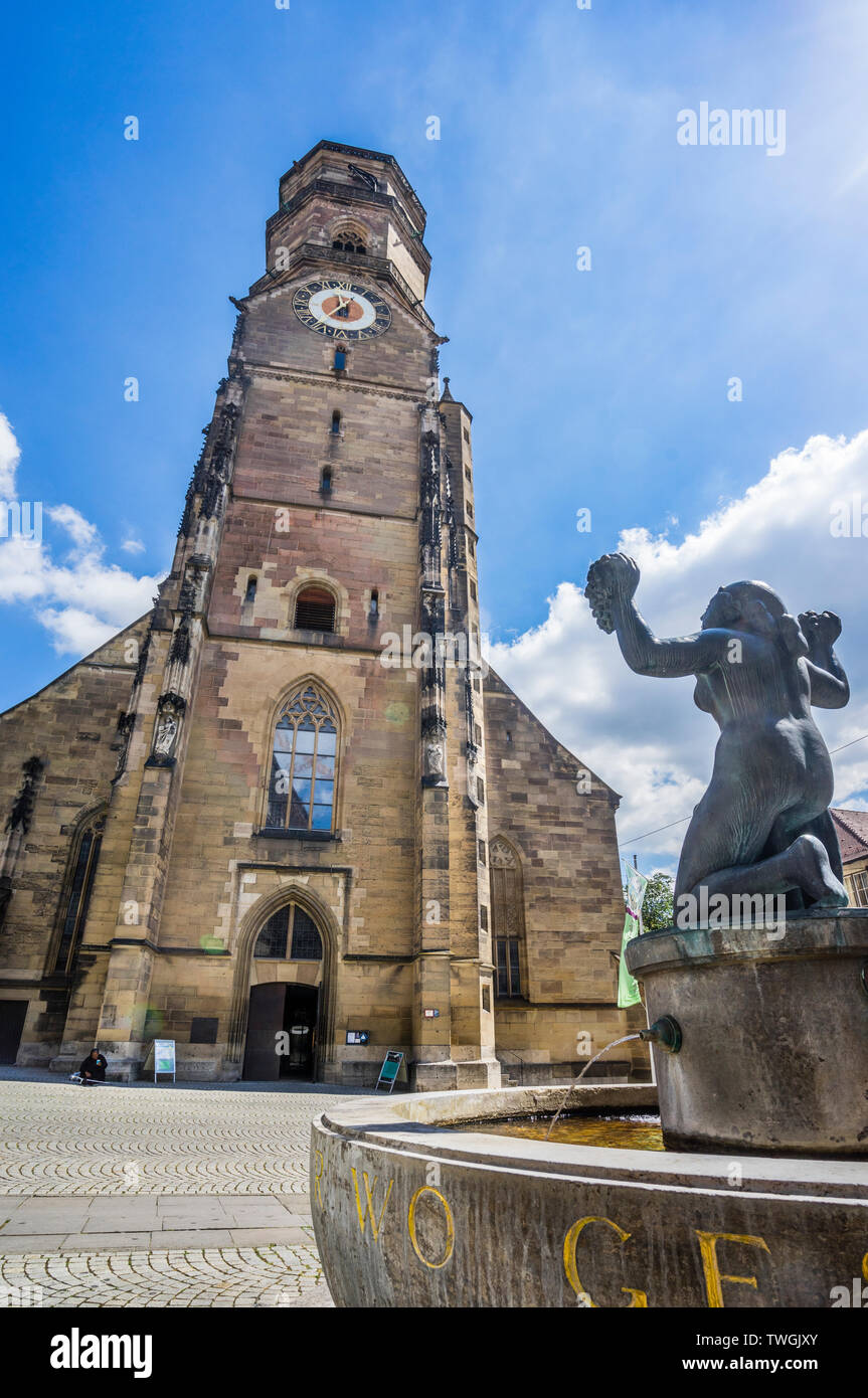 Marstall historique (Église) et Sparkassenbrunnen dans le vieux centre-ville de Stuttgart, Bade-Wurtemberg, Allemagne Banque D'Images
