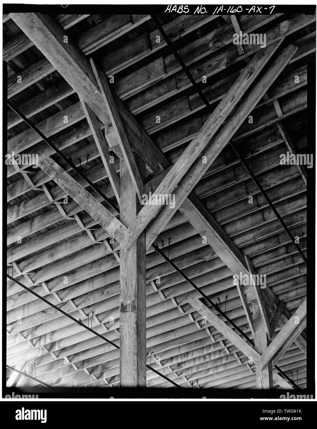 Détail de charpente de toiture de l'entrepôt de l'EST. Vue de l'Ouest. - Bâtiments commerciaux et industriels, Carr, Ryder et Adams, Société d'entrepôts, onzième et rues de pin, Dubuque, Dubuque, IA Comté Banque D'Images