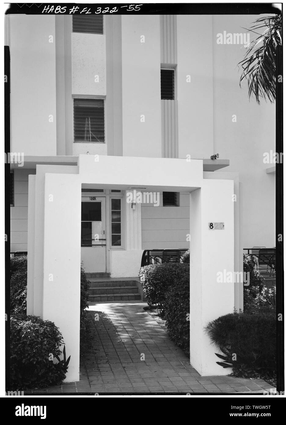 ROSEBLOOM APARTMENTS, 820 AVENUE EUCLID, TROTTOIR PORTE D'ENTRÉE - Miami Beach Quartier Historique Art Déco, Miami, Comté de Miami-Dade, en Floride Banque D'Images