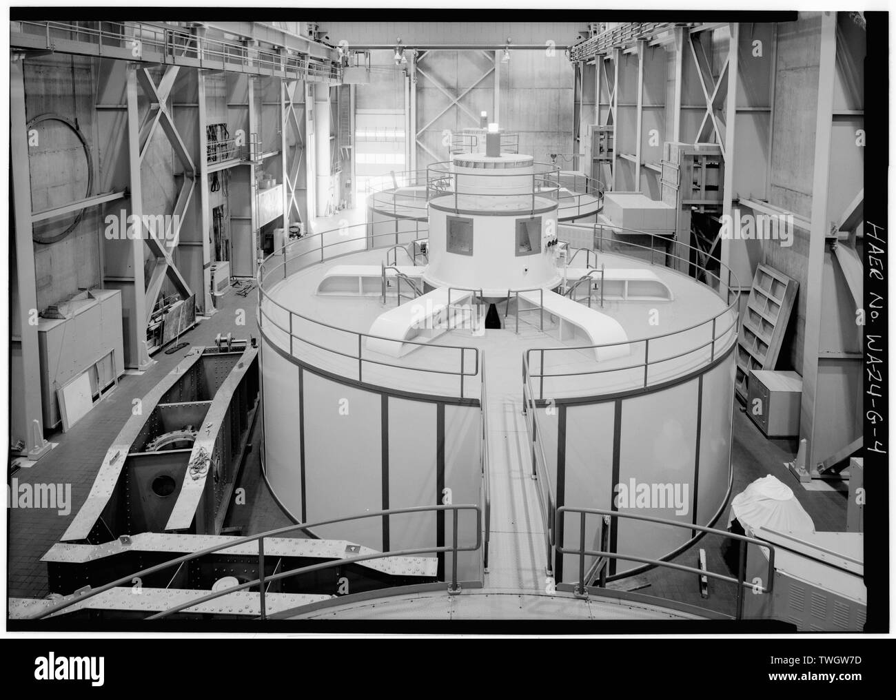 La centrale de l'intérieur- ROSS HAUT DE L'UNITÉ 43 À l'Ouest, 1987. - Le développement de l'énergie de la Skagit, Ross, centrale électrique sur la rivière Skagit, 10,7 milles en amont de Newhalem Newhalem,, comté de Whatcom, WA Banque D'Images La centrale de l'intérieur- ROSS HAUT DE L'UNITÉ 43 À l'Ouest, 1987. - Le développement de l'énergie de la Skagit, Ross, centrale électrique sur la rivière Skagit, 10,7 milles en amont de Newhalem Newhalem,, comté de Whatcom, WA Banque D'Images