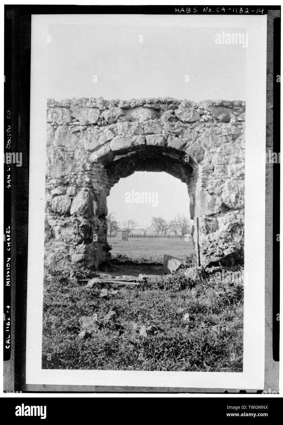 Voûte arrondie, VUE DE L'INTÉRIEUR À Santa Margarita - hors saison, Santa Margarita, Comté de San Luis Obispo, CA Banque D'Images