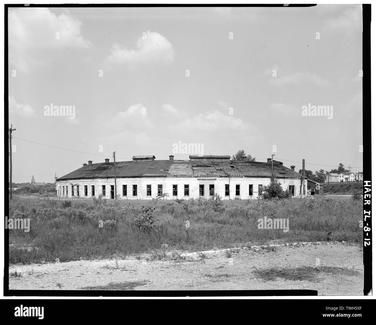 Roadhouse (1859 et 1866), l'élévation des parties extérieures face au nord-est - Chicago, Burlington and Quincy Railroad, Roundhouse et boutiques, de Broadway et du printemps des rues, Aurora, comté de Kane, IL Banque D'Images