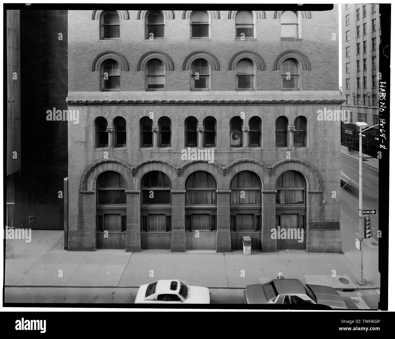 Robert A. Ryan, photographe, septembre 1977 élévation sud, premier au quatrième étages - Equitable Life Assurance Company Building, 605 Locust Street, Des Moines, IA, comté de Polk Banque D'Images