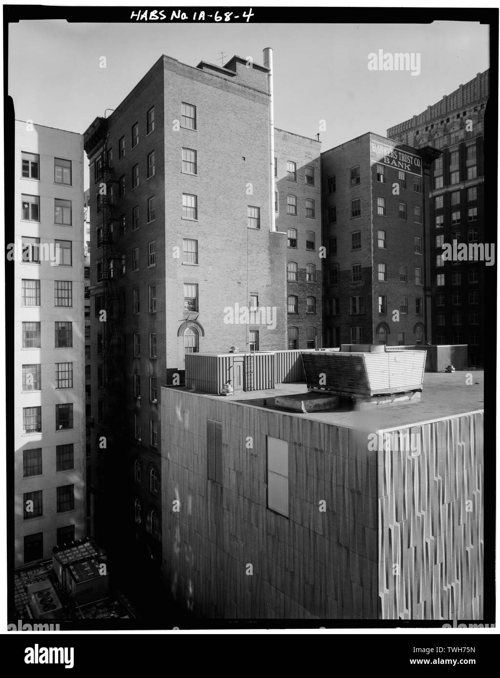 Robert Ryan, photographe, décembre 1979 à l'ouest (arrière) ALTITUDE DU NORD-OUEST - Equitable Life Assurance Company Building, 605 Locust Street, Des Moines, IA, comté de Polk Banque D'Images