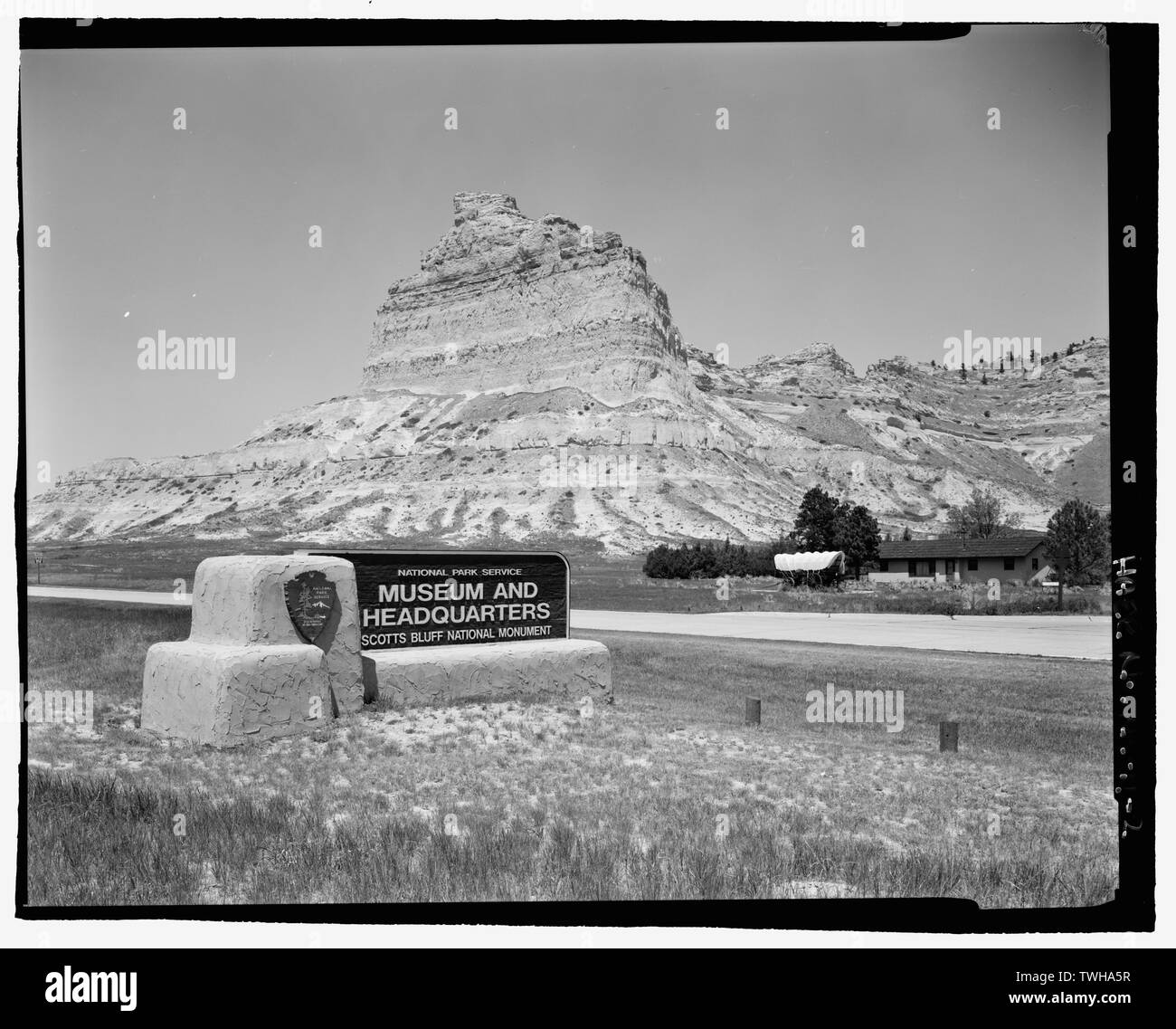 Route 92, le musée et le signe de l'administration centrale. Voir SW. - Scotts Bluff Summit Road, Gering, Scotts Bluff Comté, NW Banque D'Images