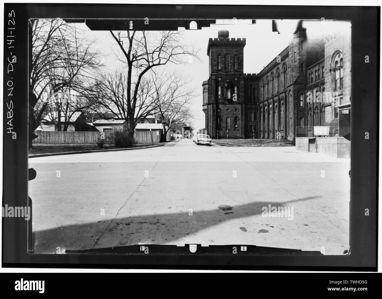 Coin se photographie de copie plaque photogrammétriques LC-HABS-GS05-T-2626-211L. - Smithsonian Institution Building, 1000 Jefferson Drive, entre les neuvième et douzième Rue, sud-ouest, Washington, District of Columbia, DC Banque D'Images