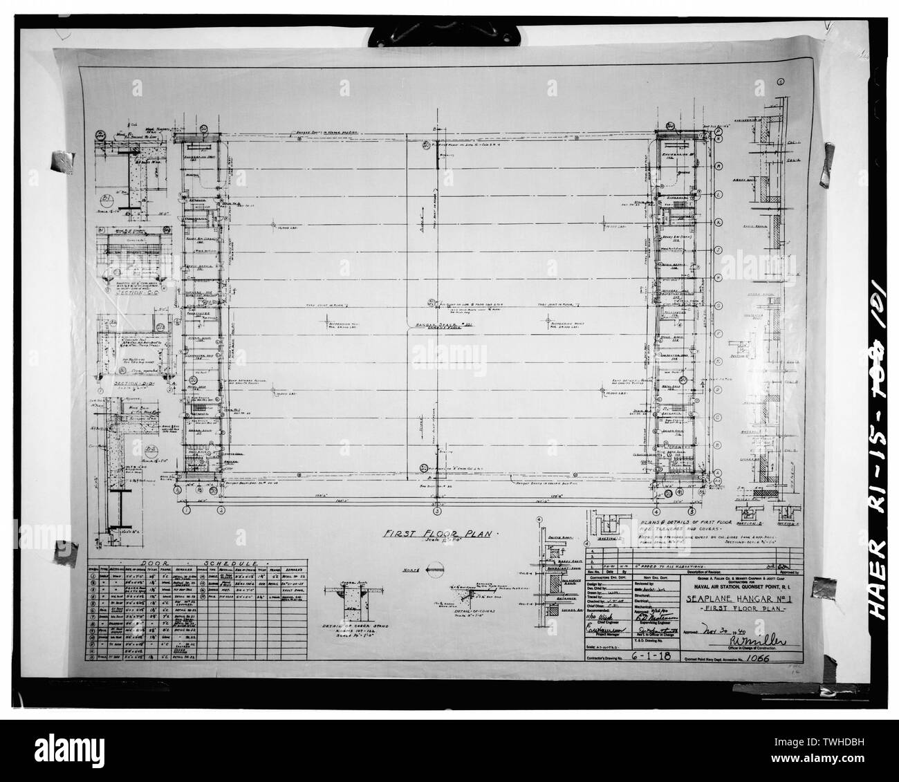 HANGAR d'hydravions (Bldg. 1), PREMIER PLAN, FULLER-SCOTT, le 26 novembre 1940. ACC 1066 QP. - Quonset Point Naval Air Station, Roger Williams Way, North Kingstown, comté de Washington, RI ; Albert Kahn,Incorporated ; George Fuller Company ; UNE Merritt-Chapman et Scott Corporation Banque D'Images