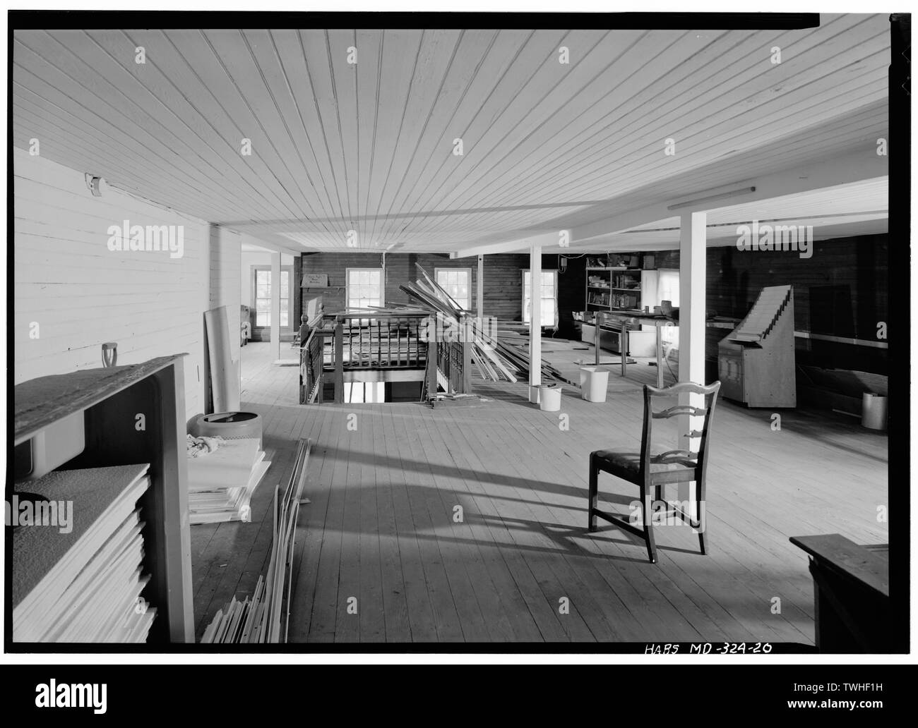 Deuxième étage à la recherche au sud en direction de l'escalier principal - George Harper Store, la 292 et la rue principale, toujours Étang, comté de Kent, MD ; Boucher, Jack E, photographe Banque D'Images