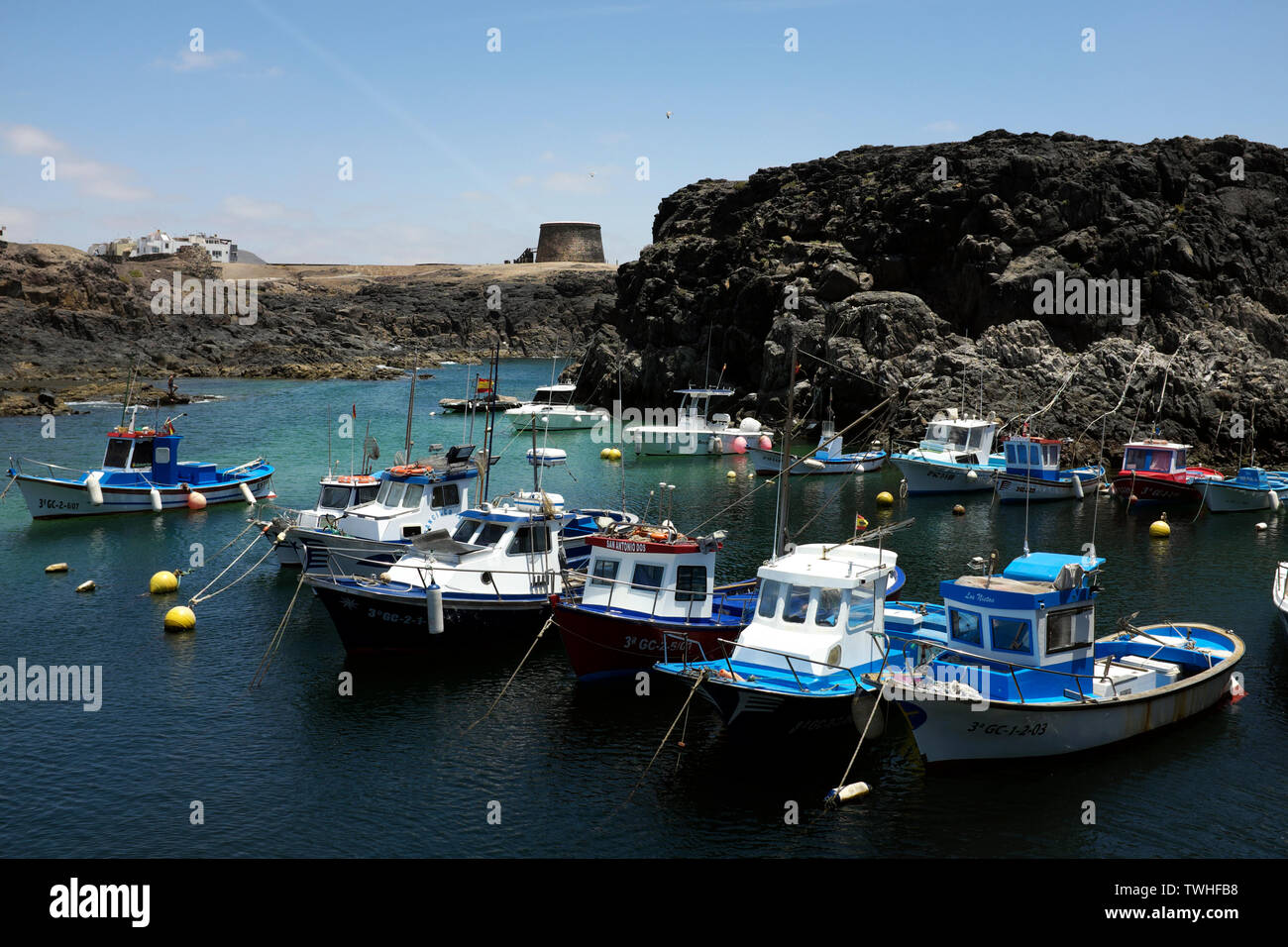 Les bateaux de pêche dans la région de El Cotillo New Harbour, Fuerteventura Banque D'Images