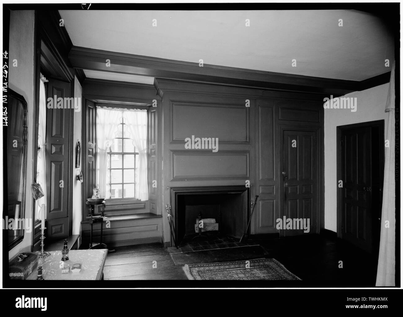 Deuxième étage, chambre SUD-OUEST, MUR OUEST - Maison de Derby, Derby 168, rue Salem, comté d'Essex, MA Banque D'Images