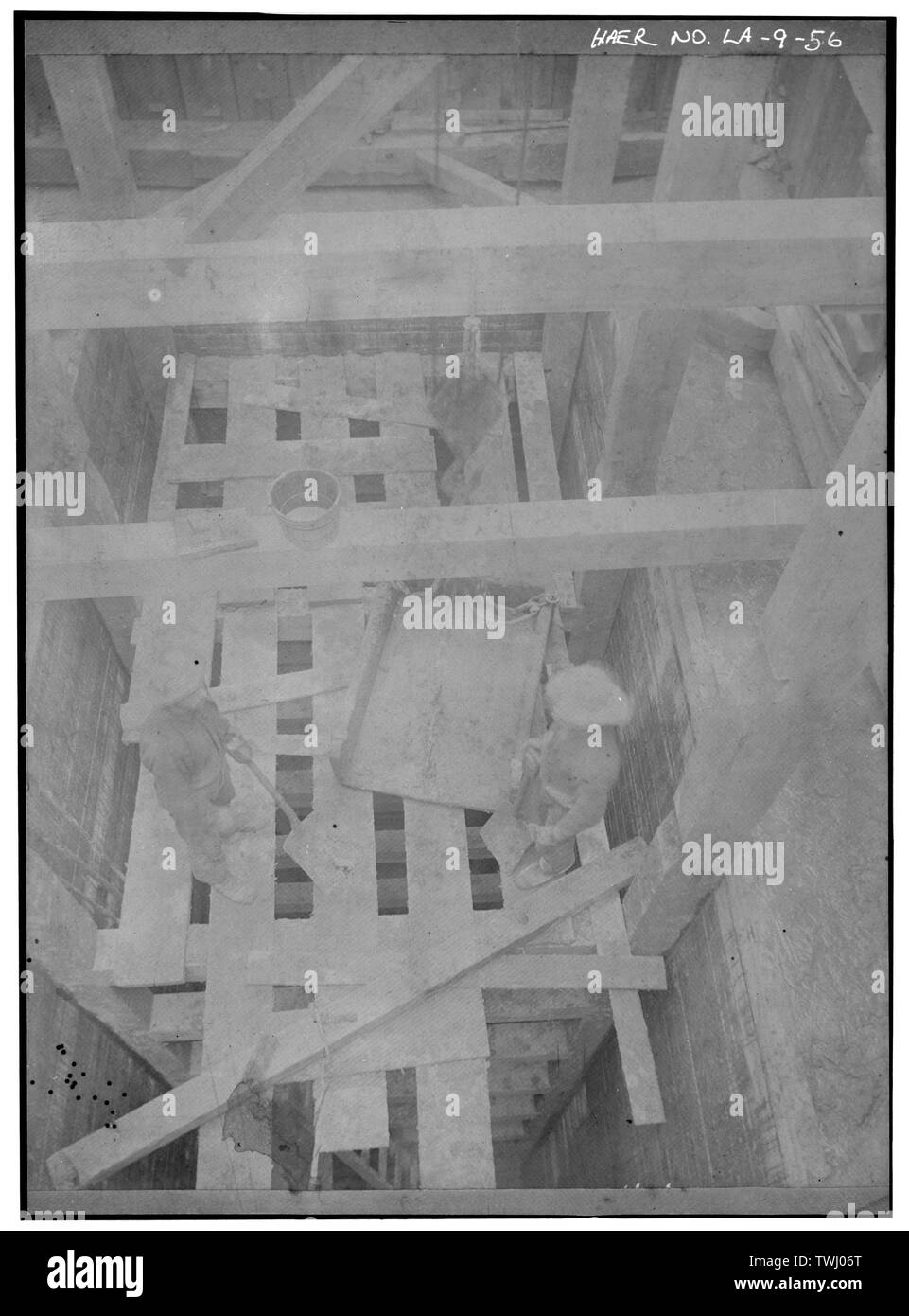 L'arbre d'avoir coulé le 23 mars 1899 (AKZO no A-5) - Avery Island salt Works, AKZO Salt Incorporated, Avery Island, Iberia Parish, LA ; sel Akzo Incorporated Banque D'Images