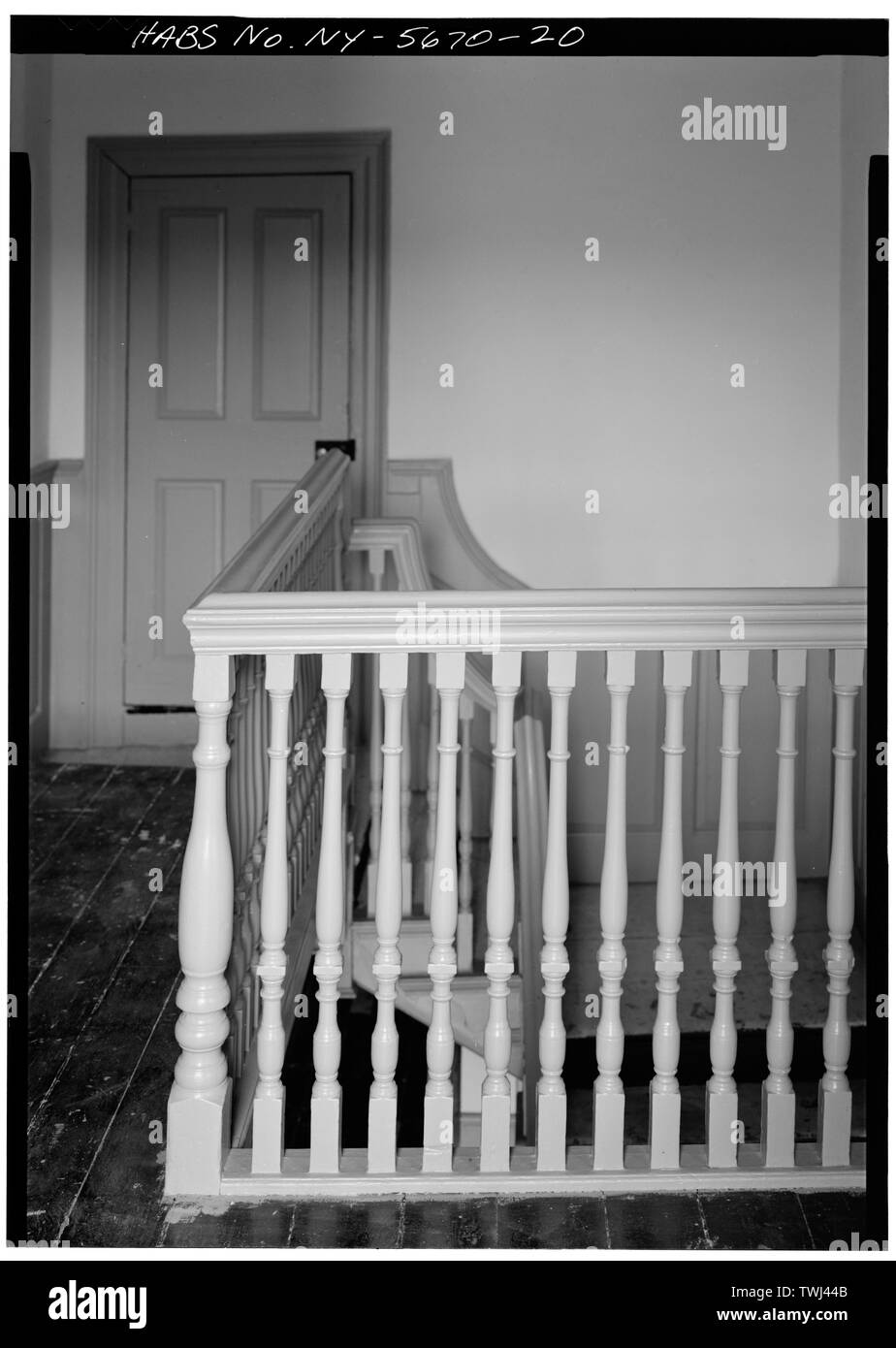 Deuxième étage côté sud sur stairhall - Joseph Lloyd Manor House, Lloyd Harbour Road et Lloyd Lane, Lloyd Harbour, comté de Suffolk, NY Banque D'Images