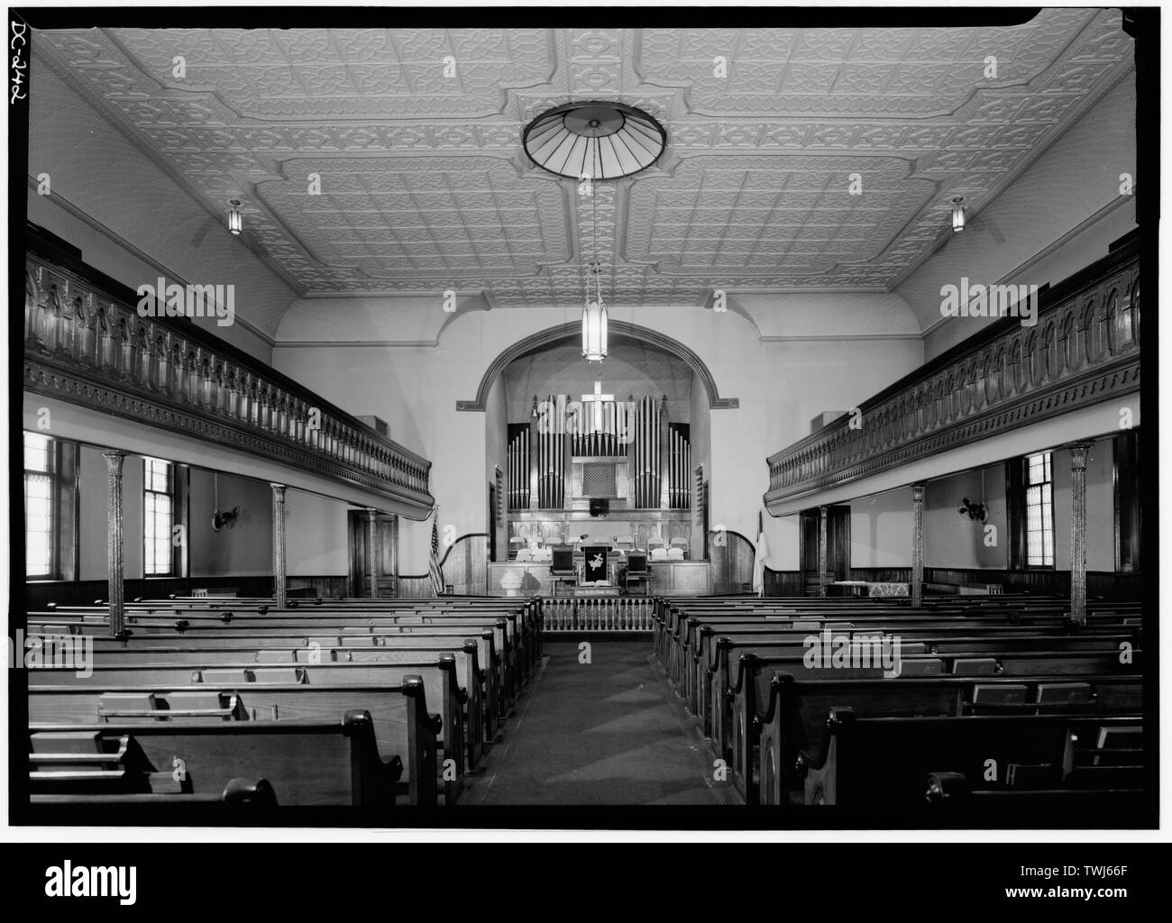 Septembre 1969 VUE GÉNÉRALE DE L'INTÉRIEUR À L'OUEST EN DIRECTION DE AUTEL - Le Mont Sion United Methodist Church, 1334 vingt-neuvième Street Northwest, Washington, District of Columbia, DC Banque D'Images