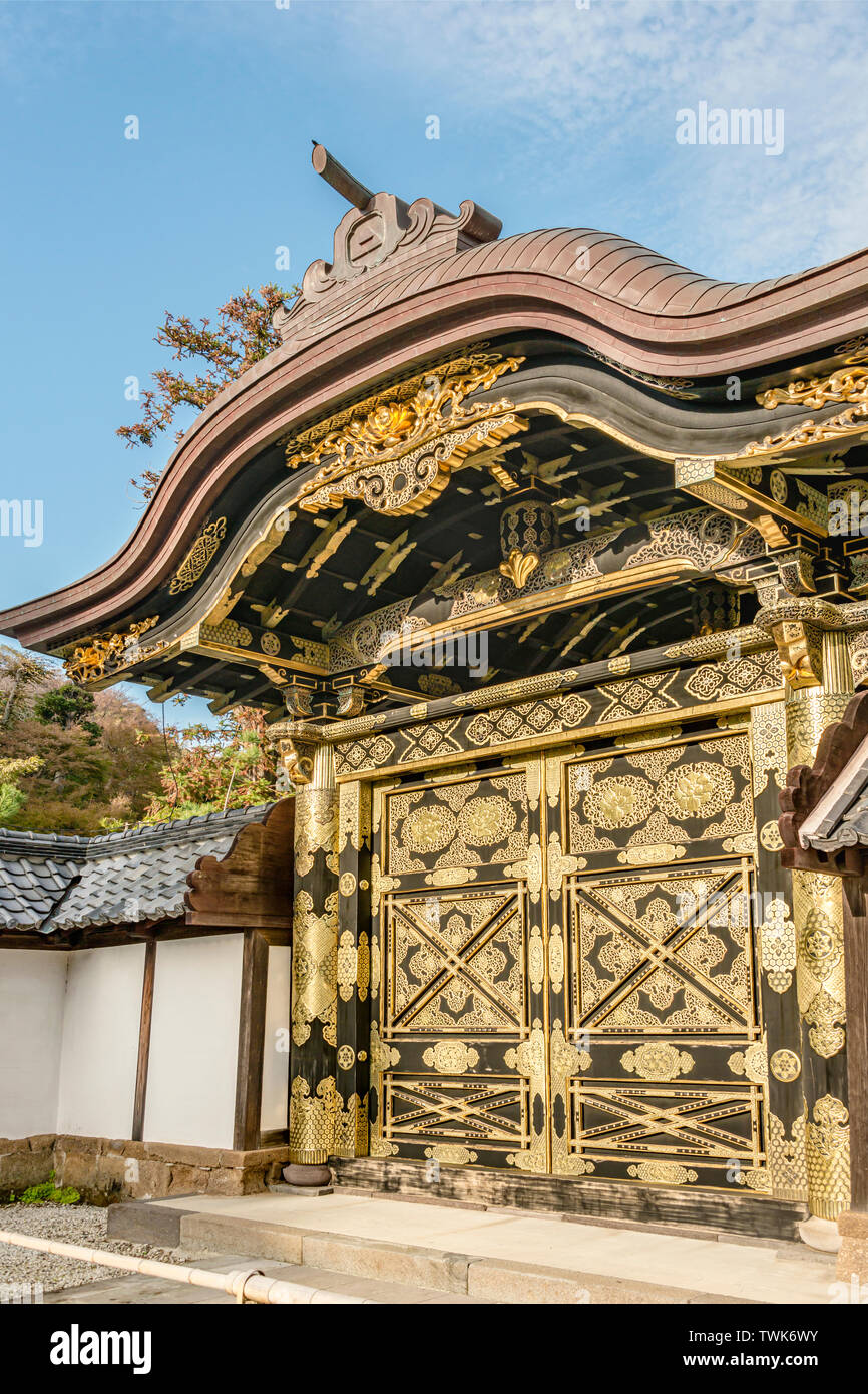 Porte de Karamon au temple Kencho-ji, Kamakura, Kanagawa, Japon Banque D'Images