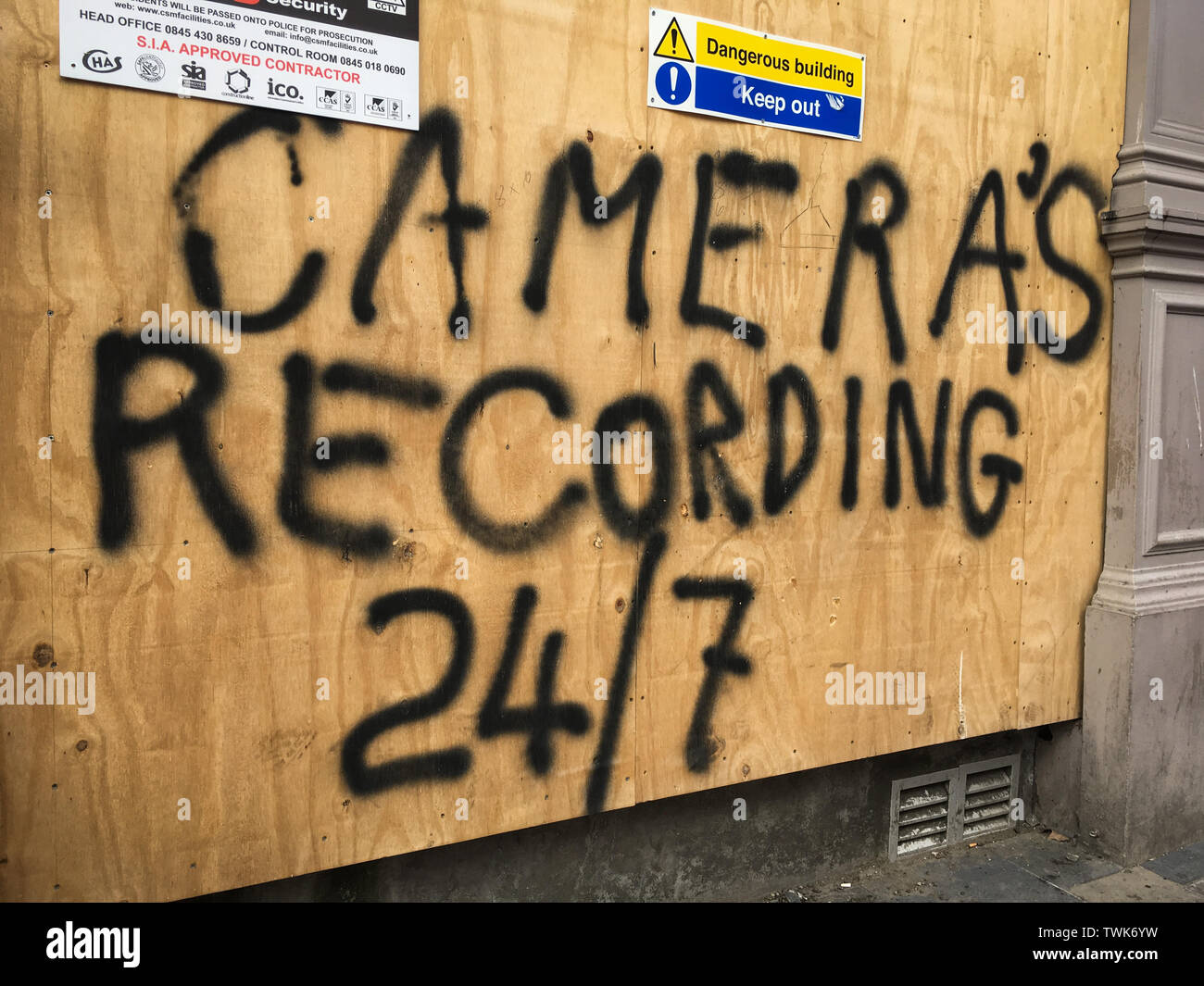 L'enregistrement de caméras, signe dans la rue Sauchiehall Street, à Glasgow, en Écosse. Banque D'Images