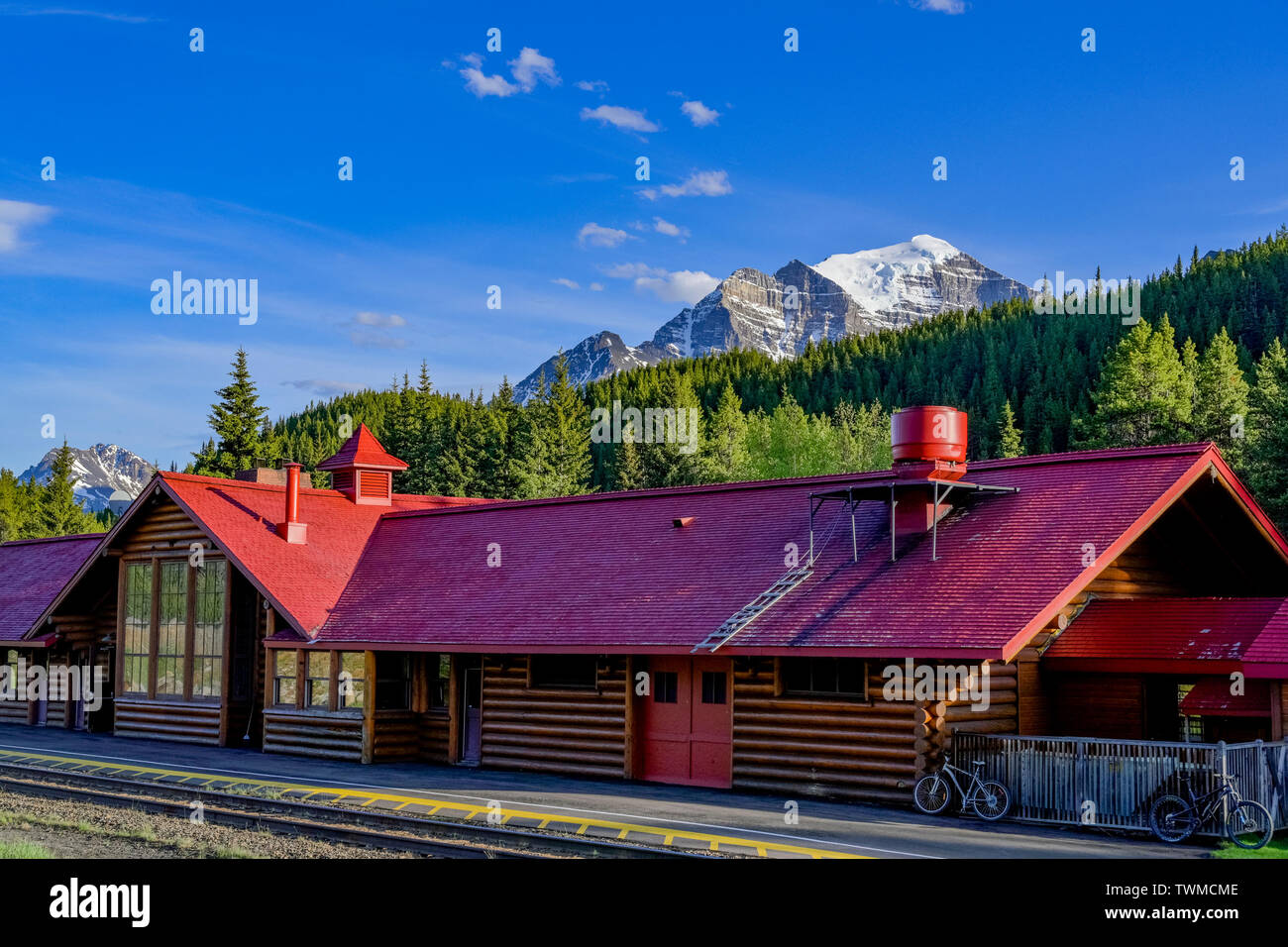 Station Restaurant Lake Louise Alberta Banque Dimage Et Photos - Alamy
