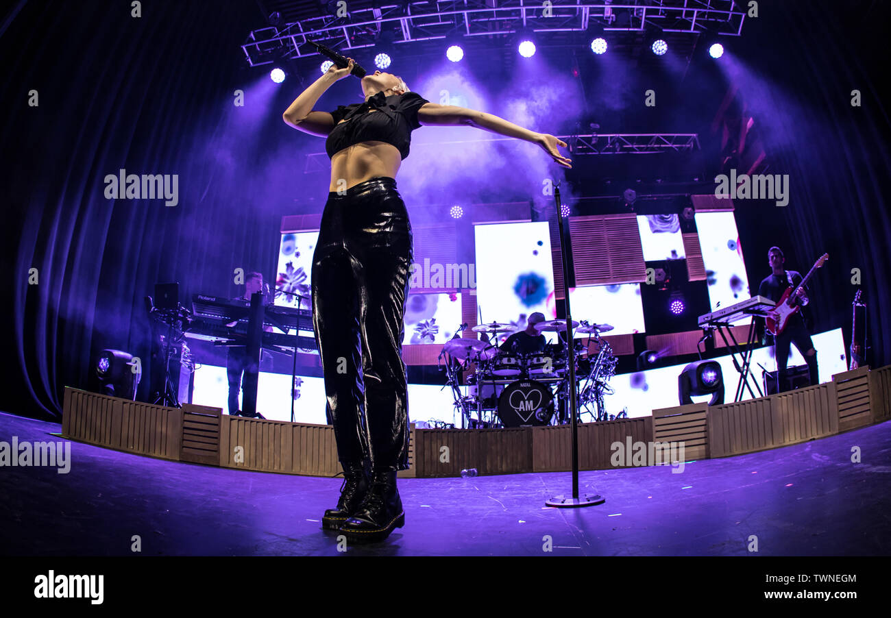 Anne-Marie ouvre sa tournée 2019 avec une performance live à l'O2 Academy Bournemouth comprend : Anne-Marie Où : Bournemouth, Royaume-Uni Quand : 21 mai 2019 Source : WENN.com Banque D'Images