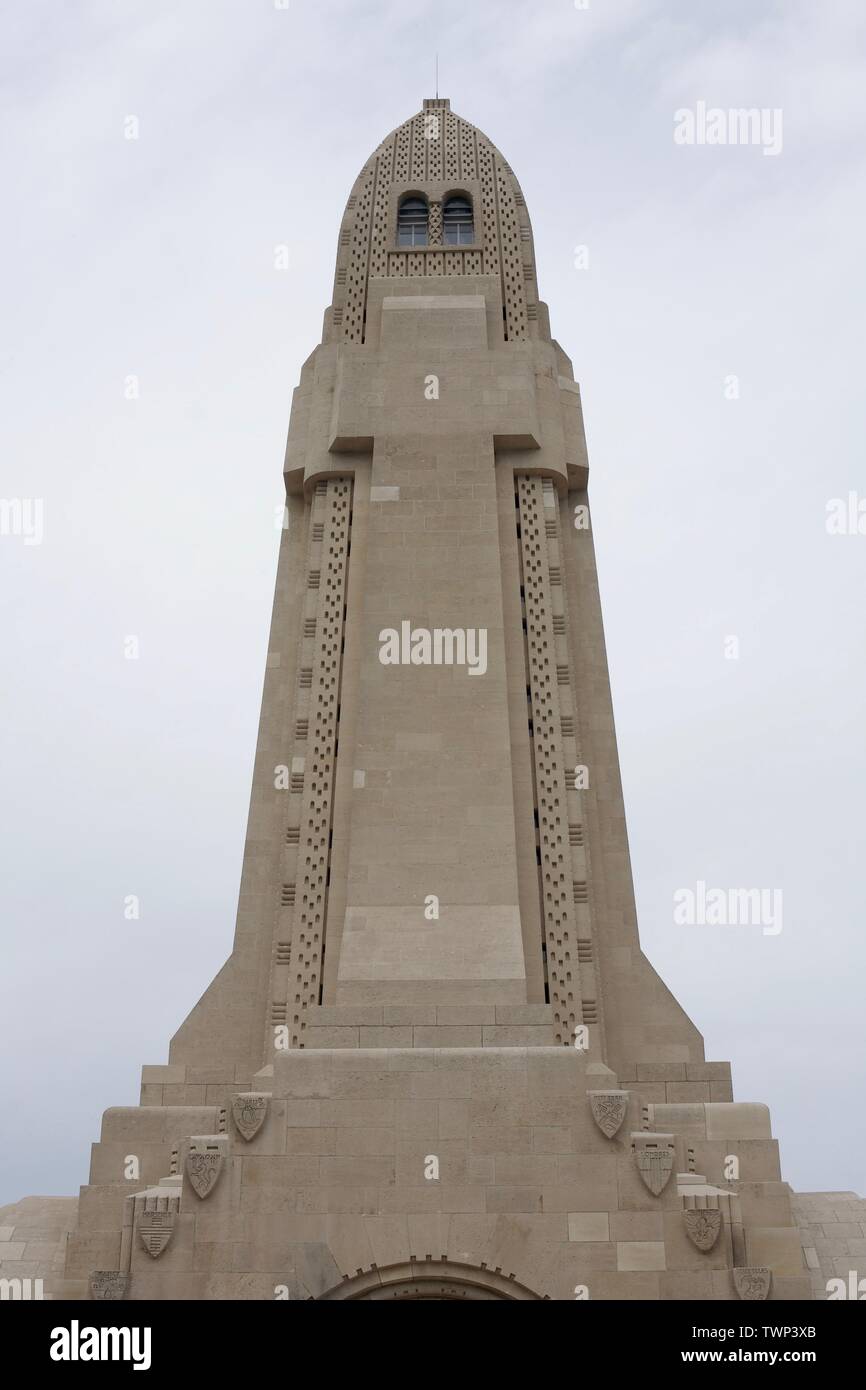 Ossuaire de Douaumont et Verdun Cimetière France Banque D'Images