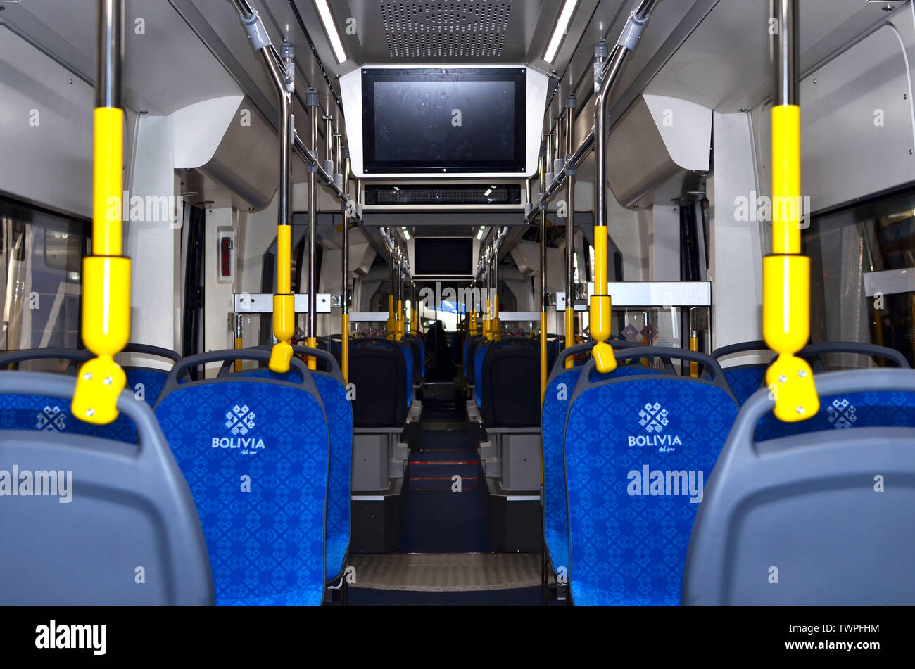08.06.2019. Minsk, Belarus : Tram "intérieur Metelista" pour le projet de train métropolitain de Cochabamba en Bolivie, faite par l'usine Stadler à Minsk Banque D'Images