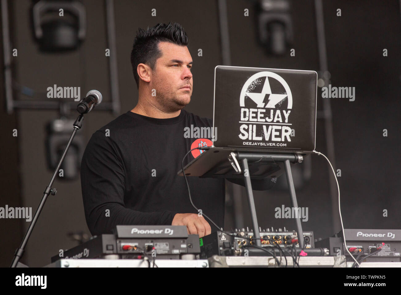 21 juin 2019 - Chicago, Illinois, États-Unis - DEE JAY (argent) au cours de la JOHN PERDUE Pays LakeShake Music Festival à Chicago, Illinois (crédit Image : © Daniel DeSlover/Zuma sur le fil) Banque D'Images