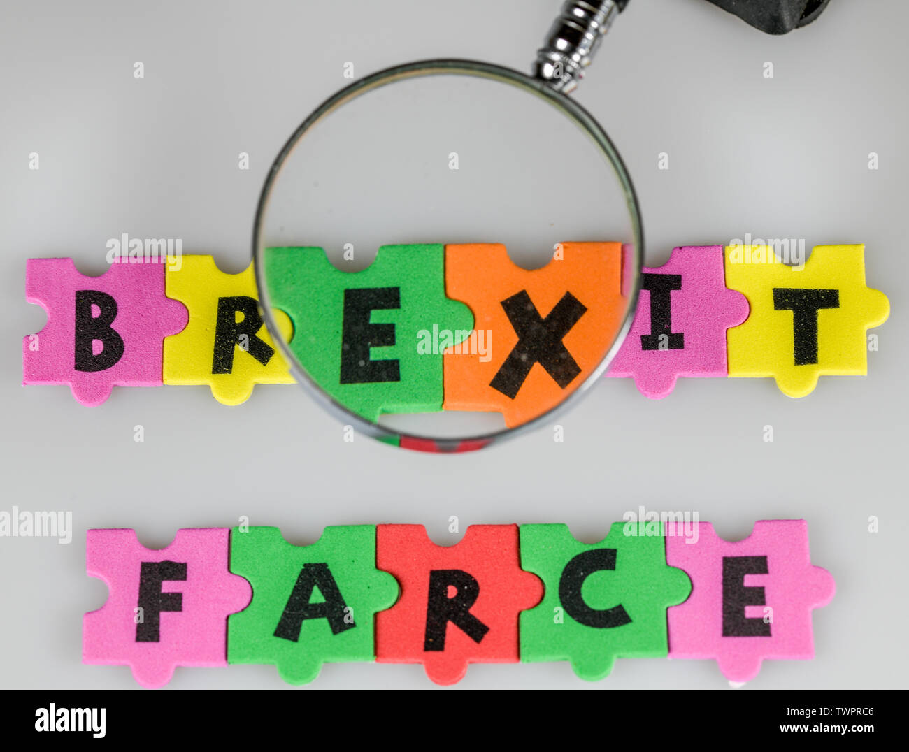 Concept Brexit jigsaw avec farce Brexit libellé. Banque D'Images