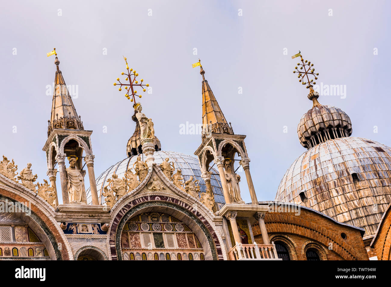 Détails du toit de la Basilique St Marc à Venise, Italie Banque D'Images