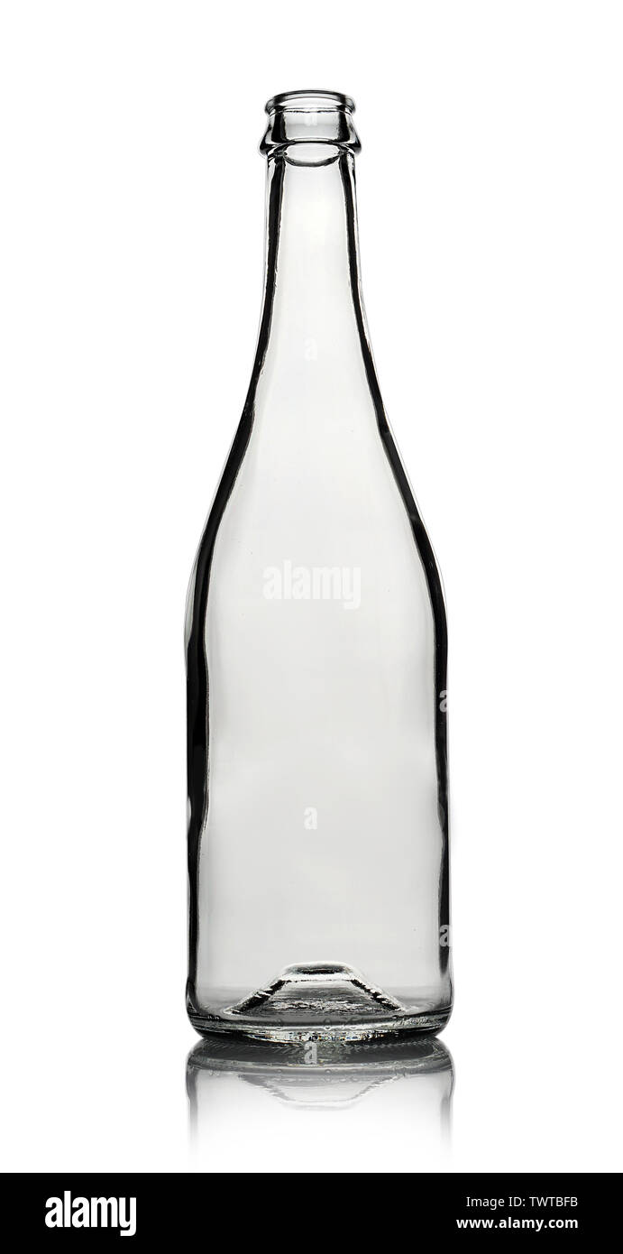 Vider le flacon en verre pour les boissons alcoolisées ou de l'eau sur un fond blanc. Banque D'Images