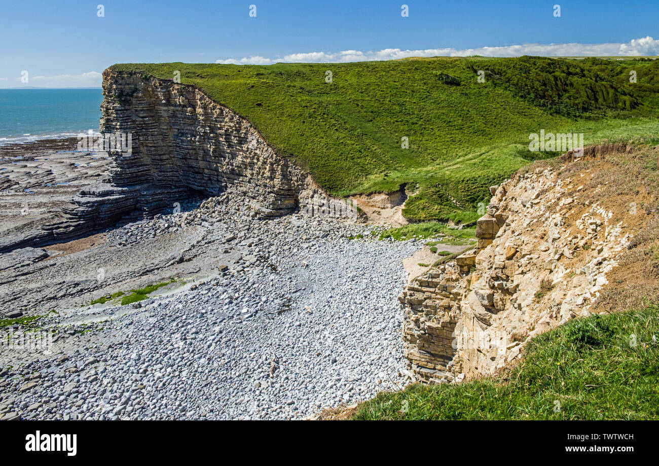 Nash Point, plage et falaises de la côte du Glamorgan South Wales Banque D'Images
