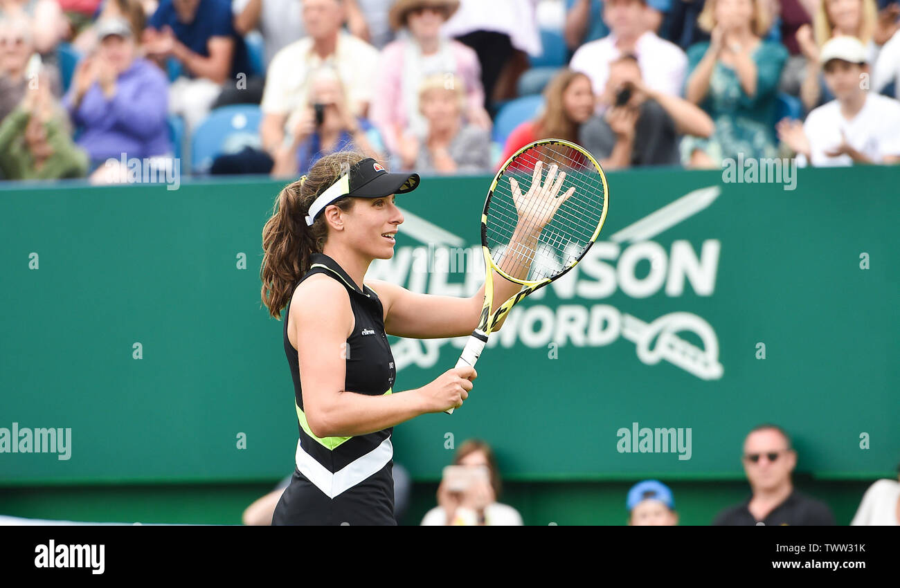Eastbourne, Royaume-Uni. 23 juin 2019. Johanna Konta de Grande-bretagne célèbre après avoir battu Dayana Yastremska de l'Ukraine dans leur premier match au tournoi de tennis International Nature Valley tenue à Devonshire Park à Eastbourne . Crédit photo : Simon Dack / TPI / Alamy Live News Banque D'Images
