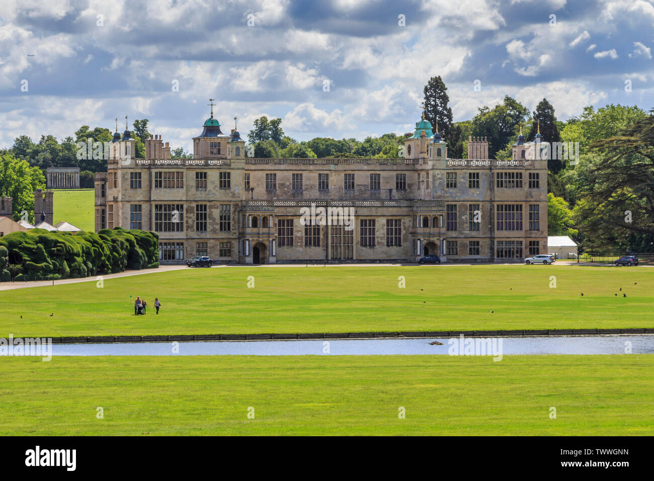 Audley End House et jardins près de Saffron Walden, Essex, Angleterre, RU, FR Banque D'Images