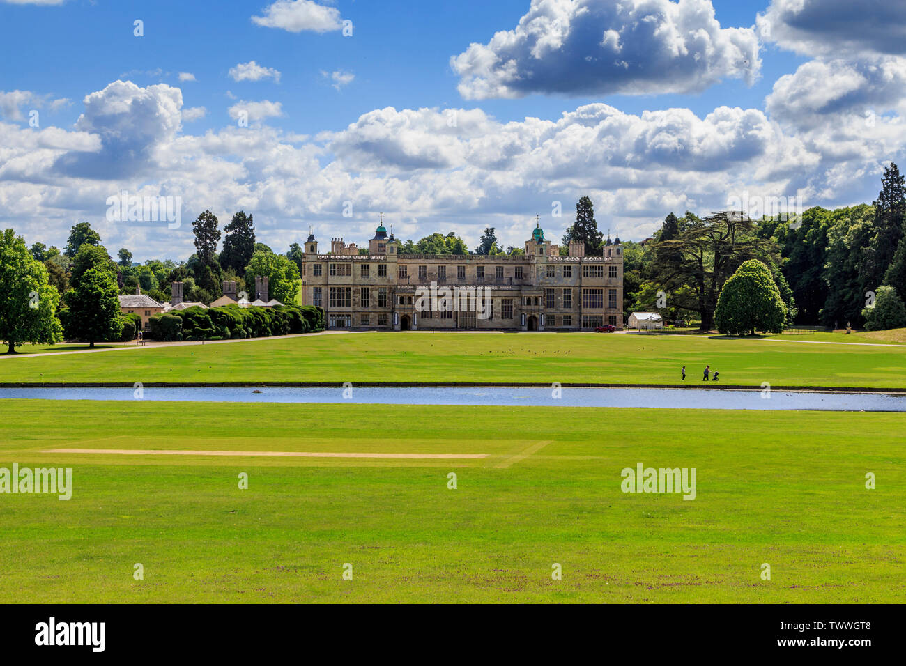 Audley End House et jardins près de Saffron Walden, Essex, Angleterre, RU, FR Banque D'Images