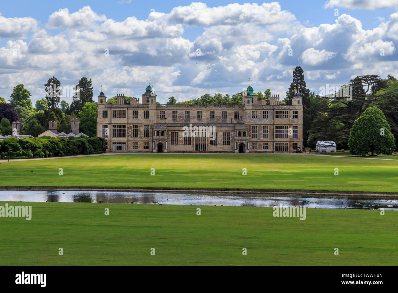 Audley End House et jardins près de Saffron Walden, Essex, Angleterre, RU, FR Banque D'Images